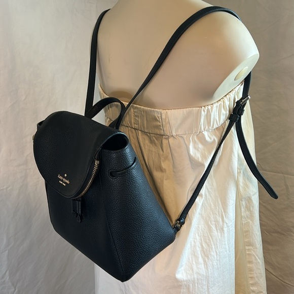 KATE SPADE LIELA MEDIUM FLAP BLACK BACKPACK DRAWSTRING LEATHER BAG - Picture 2 of 15